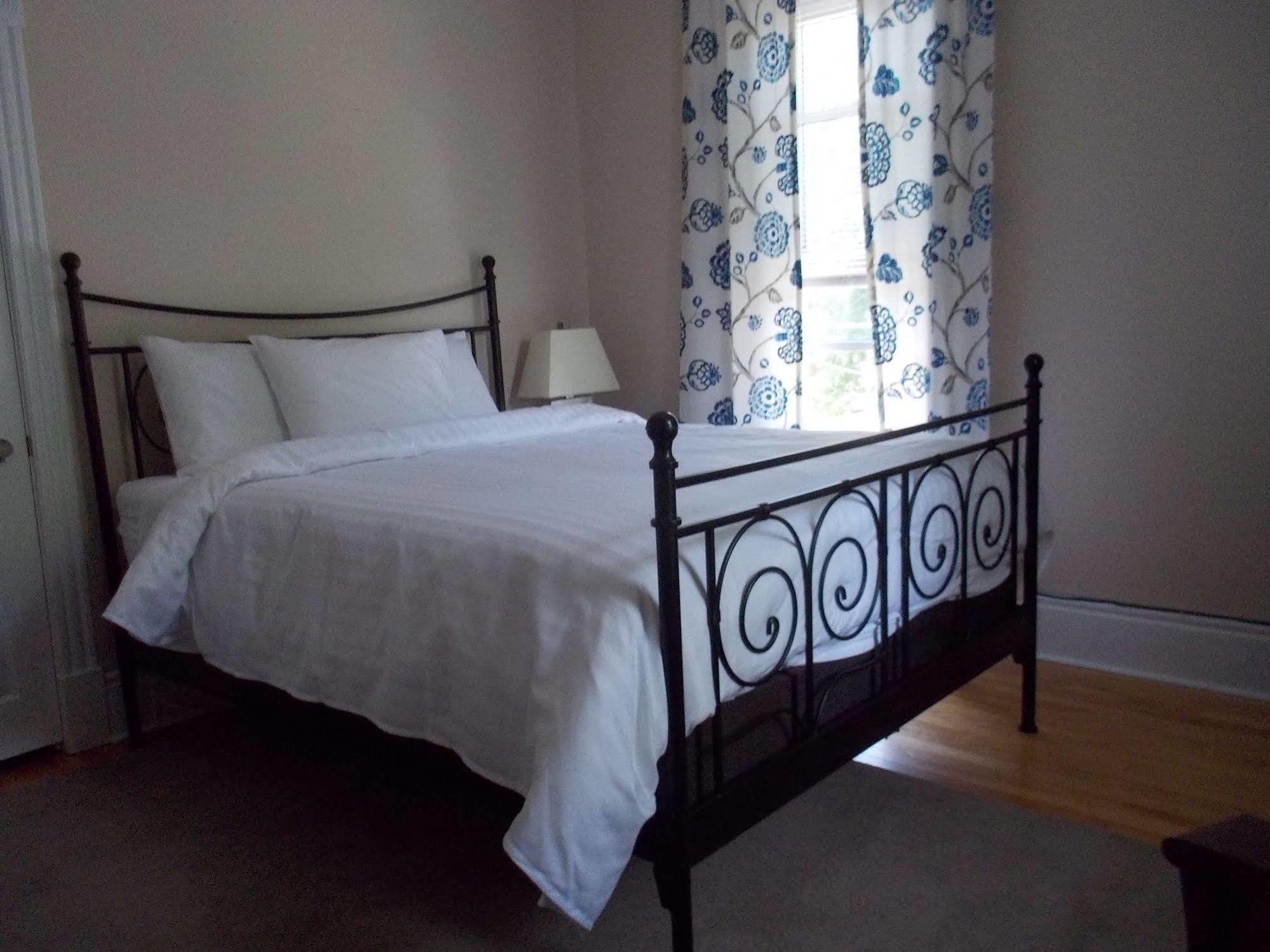 Seaway Manor B&B ガナノクエ エクステリア 写真